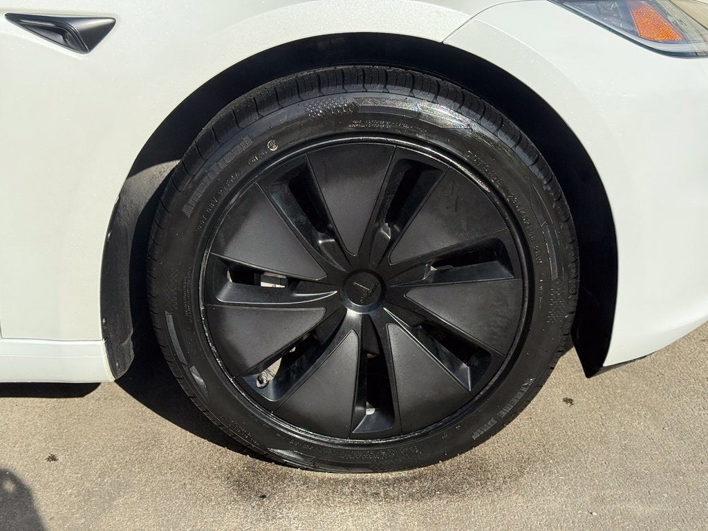 2025 Tesla Model 3 Long Range - CARFAX ONE OWNER