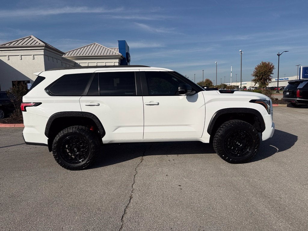 2024 Toyota Sequoia TRD Pro - 4WD / PANORAMIC SUNROOF / CLEAN CARFAX