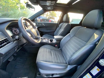 2022 Mitsubishi Outlander SE LOW MILES