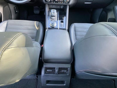 2022 Mitsubishi Outlander SE LOW MILES