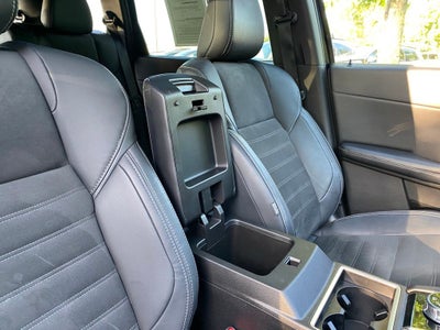 2022 Mitsubishi Outlander SE LOW MILES