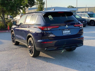2022 Mitsubishi Outlander SE LOW MILES