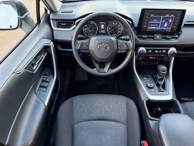 2022 Toyota RAV4 Hybrid XLE - AWD | SUNROOF | CLEAN CARFAX