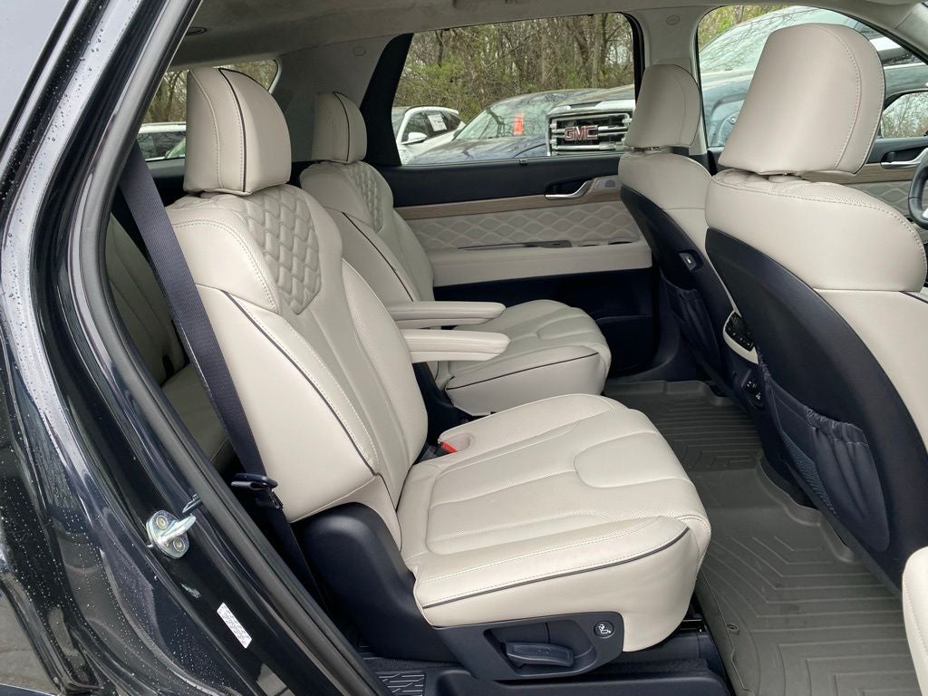 2022 Hyundai Palisade Calligraphy RARE COLOR