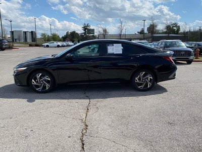 2025 Hyundai Elantra SEL Sport