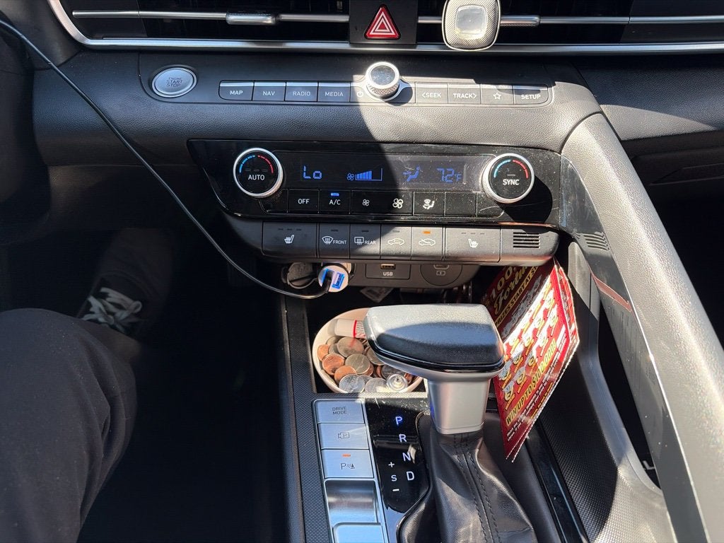 2024 Hyundai Elantra Limited - HYUNDAI CPO / CLEAN CARFAX / SUNROOF