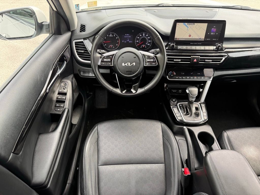 2022 Kia Seltos EX