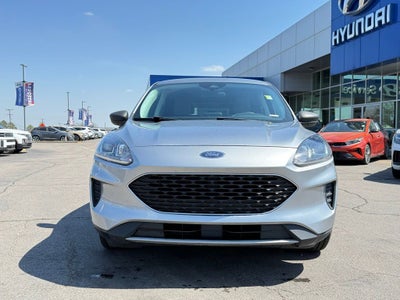 2022 Ford Escape Hybrid SE