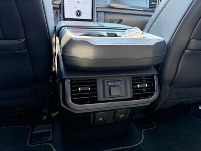 2023 Ford F-150 Lightning Platinum