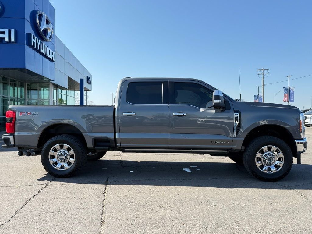 2023 Ford F-250SD Lariat
