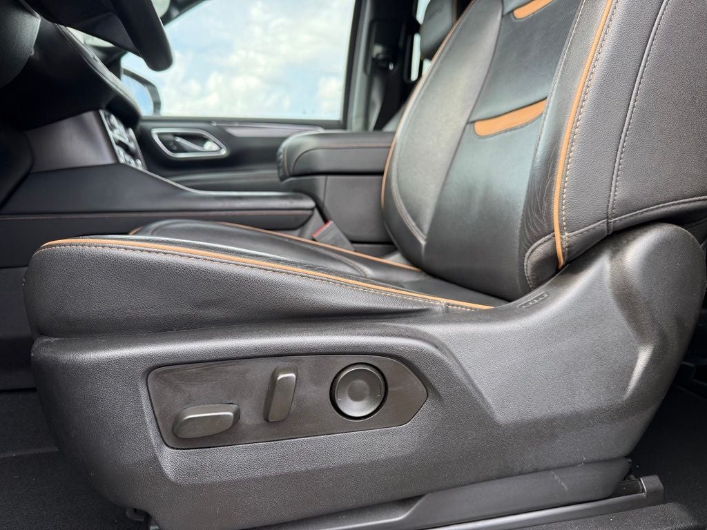 2023 GMC Yukon XL AT4