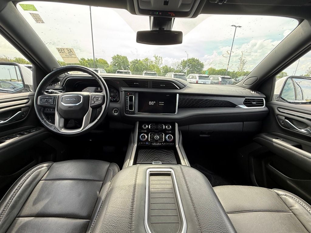 2022 GMC Yukon XL Denali
