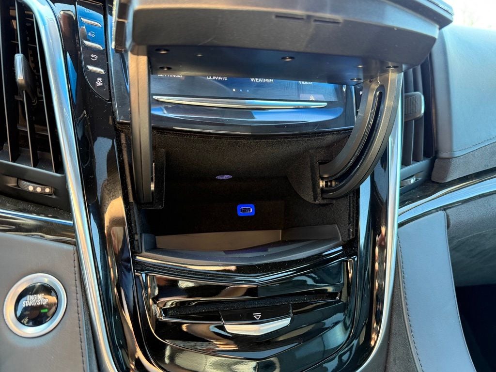 2019 Cadillac Escalade Platinum Edition
