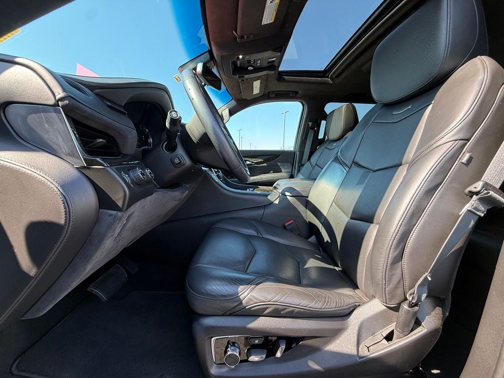 2019 Cadillac Escalade Platinum Edition