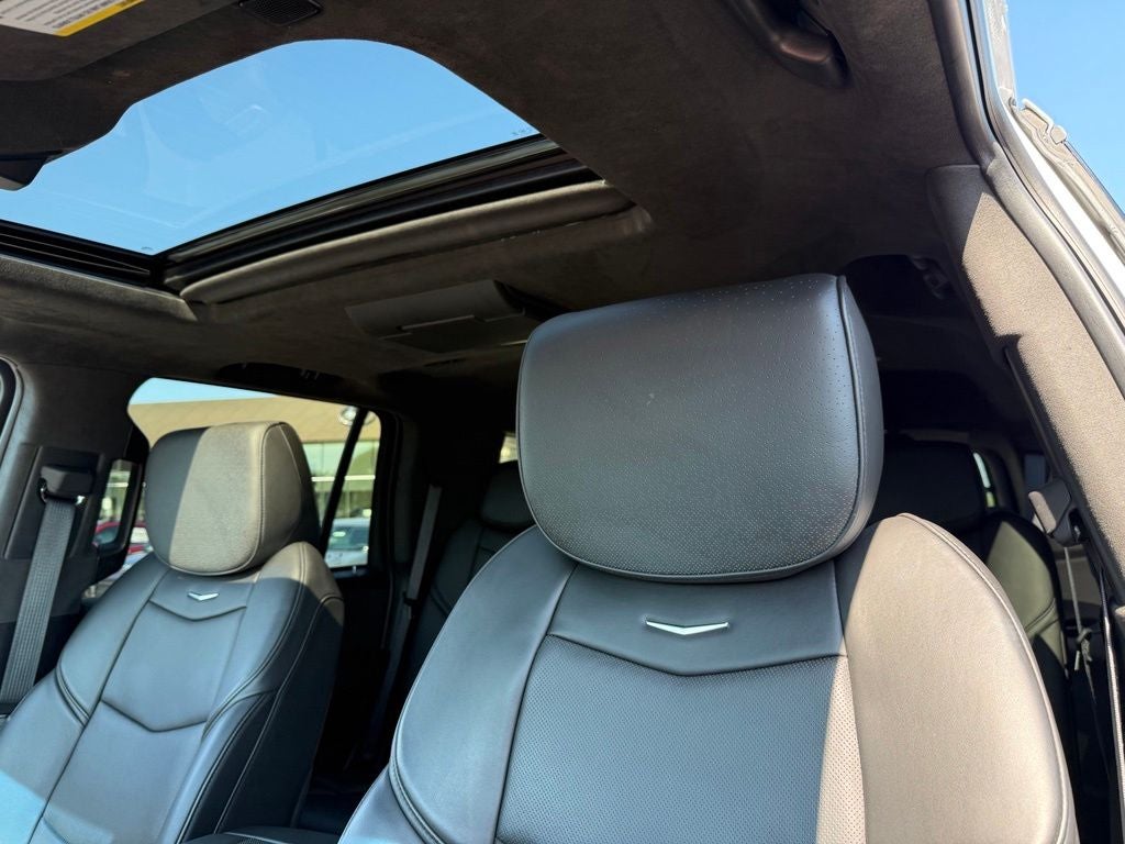 2019 Cadillac Escalade Platinum Edition
