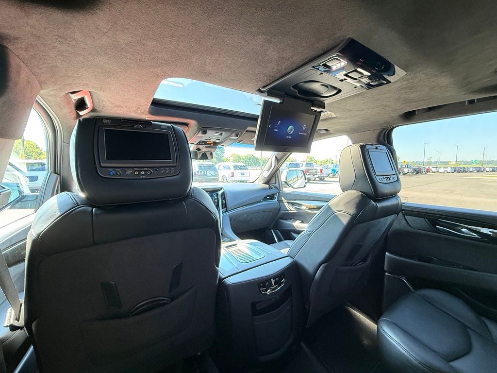 2019 Cadillac Escalade Platinum Edition