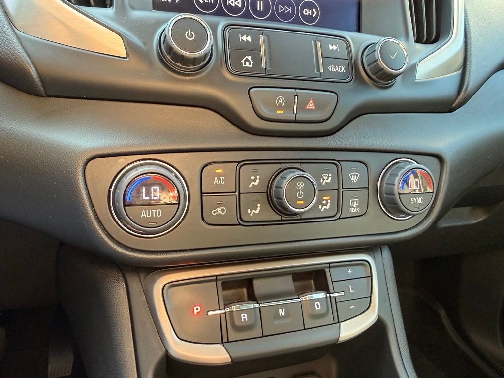 2023 GMC Terrain Denali