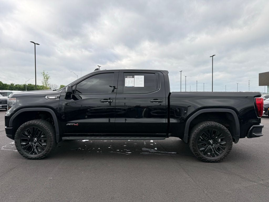 2025 GMC Sierra 1500 AT4