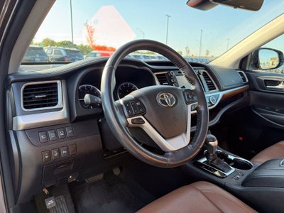 2018 Toyota Highlander Limited Platinum