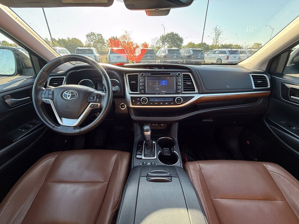 2018 Toyota Highlander Limited Platinum