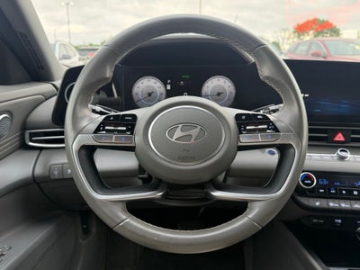 2024 Hyundai Elantra SEL convenience pack