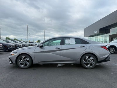 2024 Hyundai Elantra SEL convenience pack