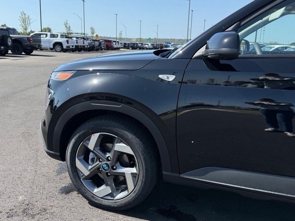 2025 Hyundai Venue SEL CPO ELIGIBLE