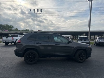 2023 Jeep Cherokee Altitude