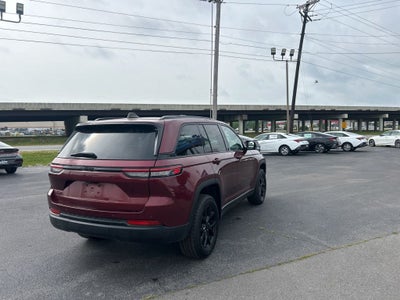 2024 Jeep Grand Cherokee Altitude 1-Owner / Clean Carfax / Altitude Appearance Pkg