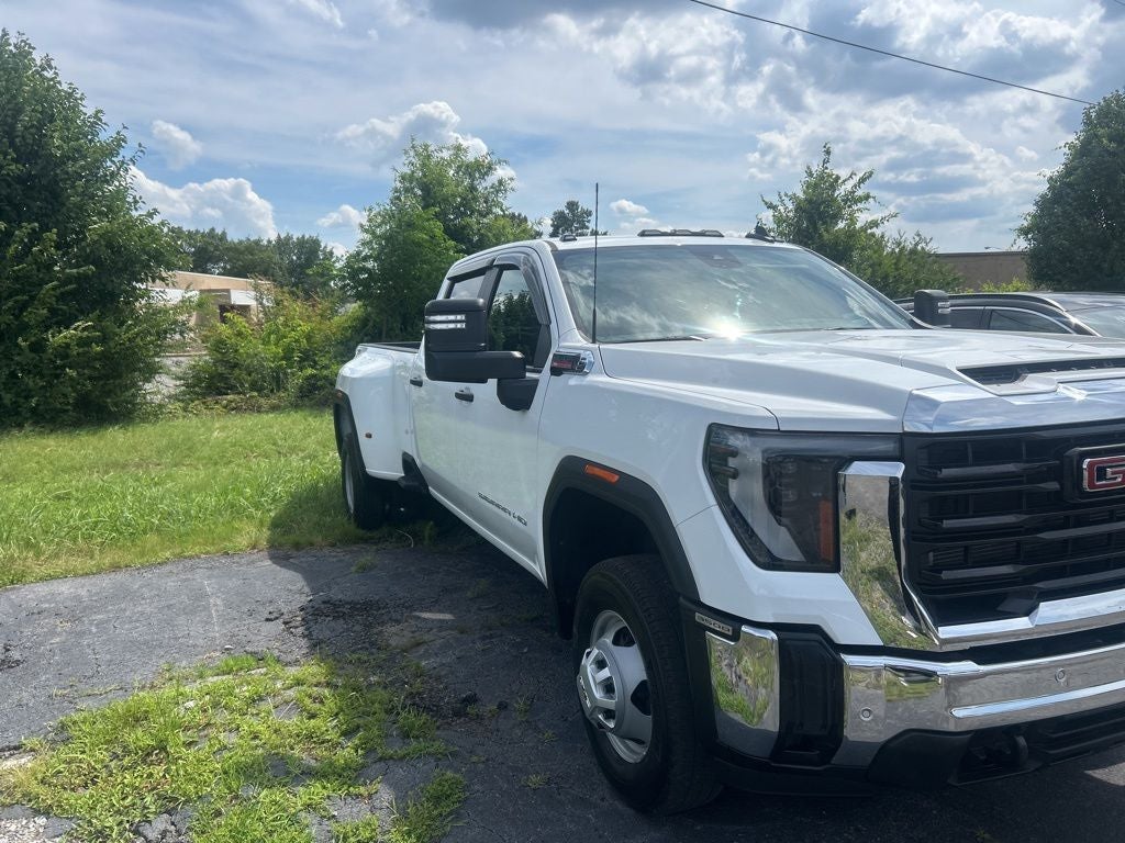 2025 GMC Sierra 3500HD Pro