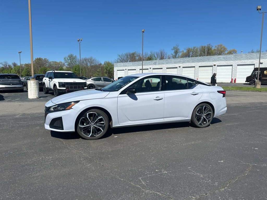 2024 Nissan Altima 2.5 SR