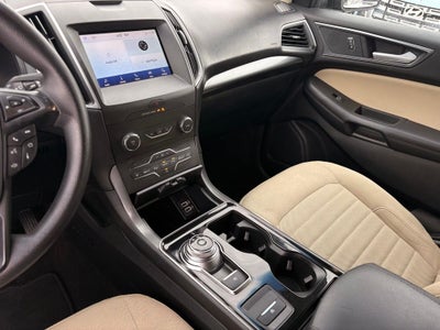 2020 Ford Edge SE