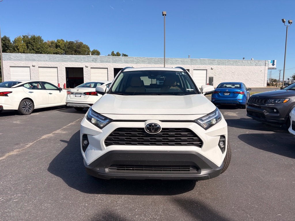 2025 Toyota RAV4 XLE Premium