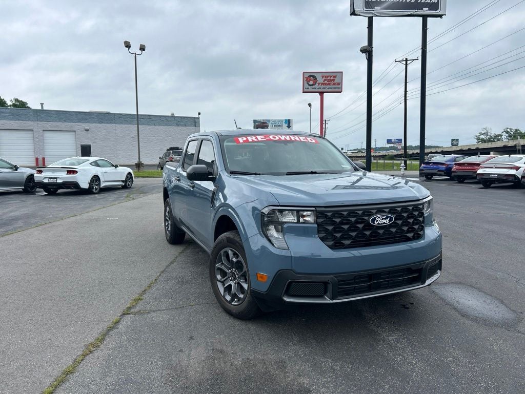 2025 Ford Maverick XLT 1-Owner / Clean Carfax / Apple CarPlay/Android Aut