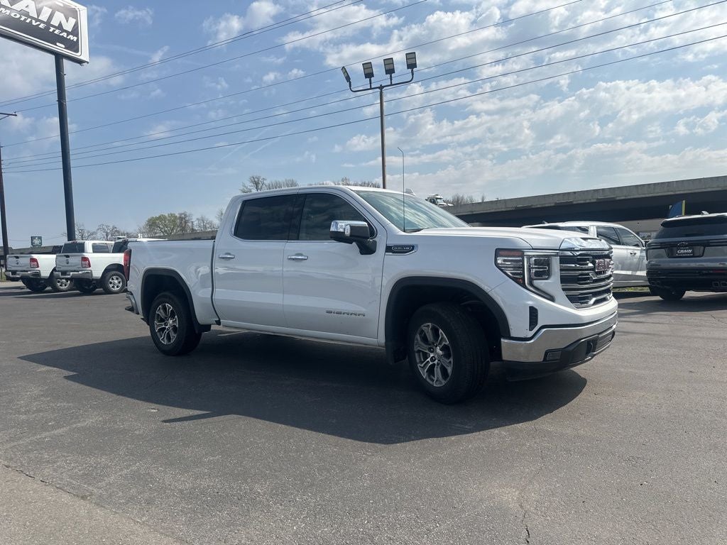 2025 GMC Sierra 1500 SLT