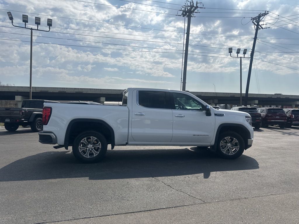2025 GMC Sierra 1500 SLT