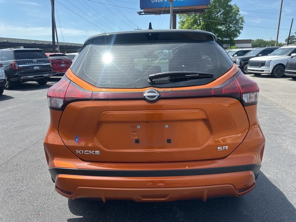 2024 Nissan Kicks SR