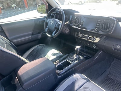 2020 Toyota Tacoma SR V6