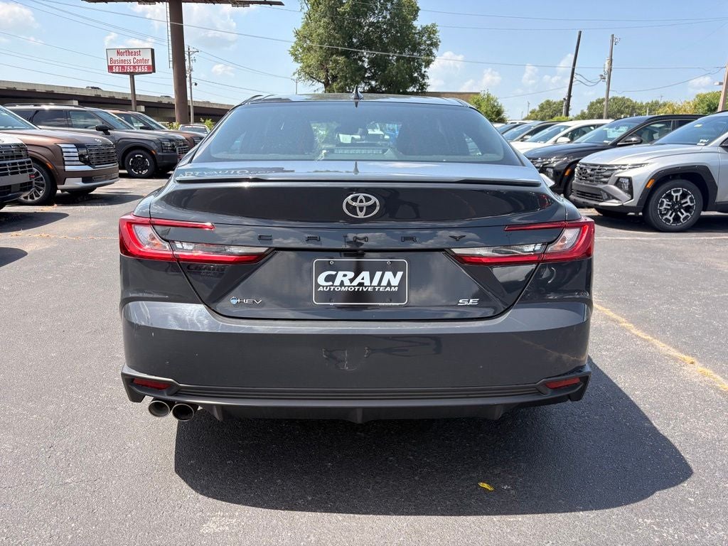 2025 Toyota Camry SE