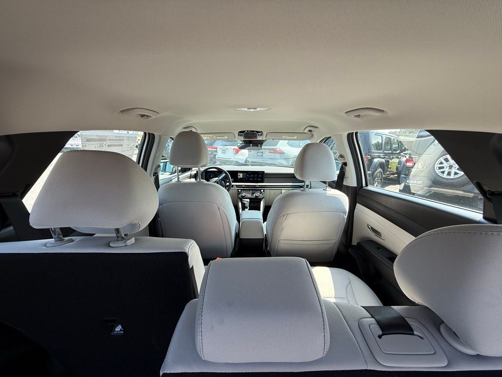 2025 Hyundai Tucson SE