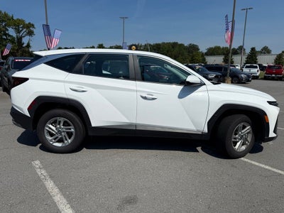 2025 Hyundai Tucson SE