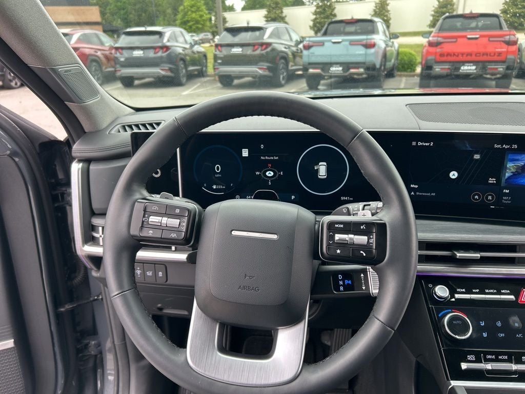 2025 Hyundai Santa Fe Limited LOW MILES / CLEAN CARFAX / SUNROOF / NAVIGATION