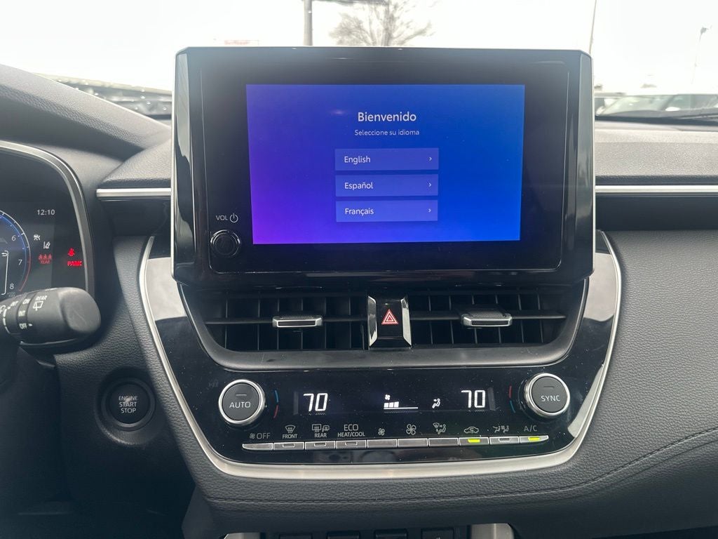 2025 Toyota Corolla Cross XLE