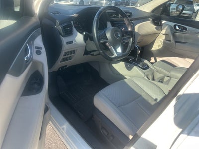 2020 Nissan Rogue Sport SL