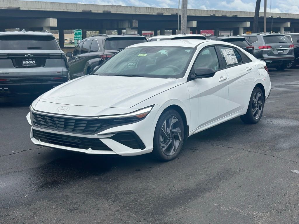2025 Hyundai Elantra SEL Sport