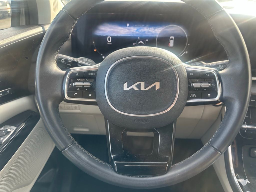 2024 Kia Carnival SX