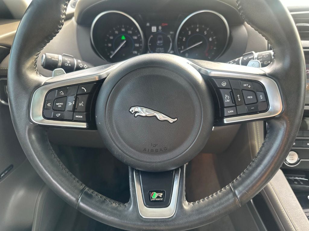 2018 Jaguar F-PACE 35t R-Sport