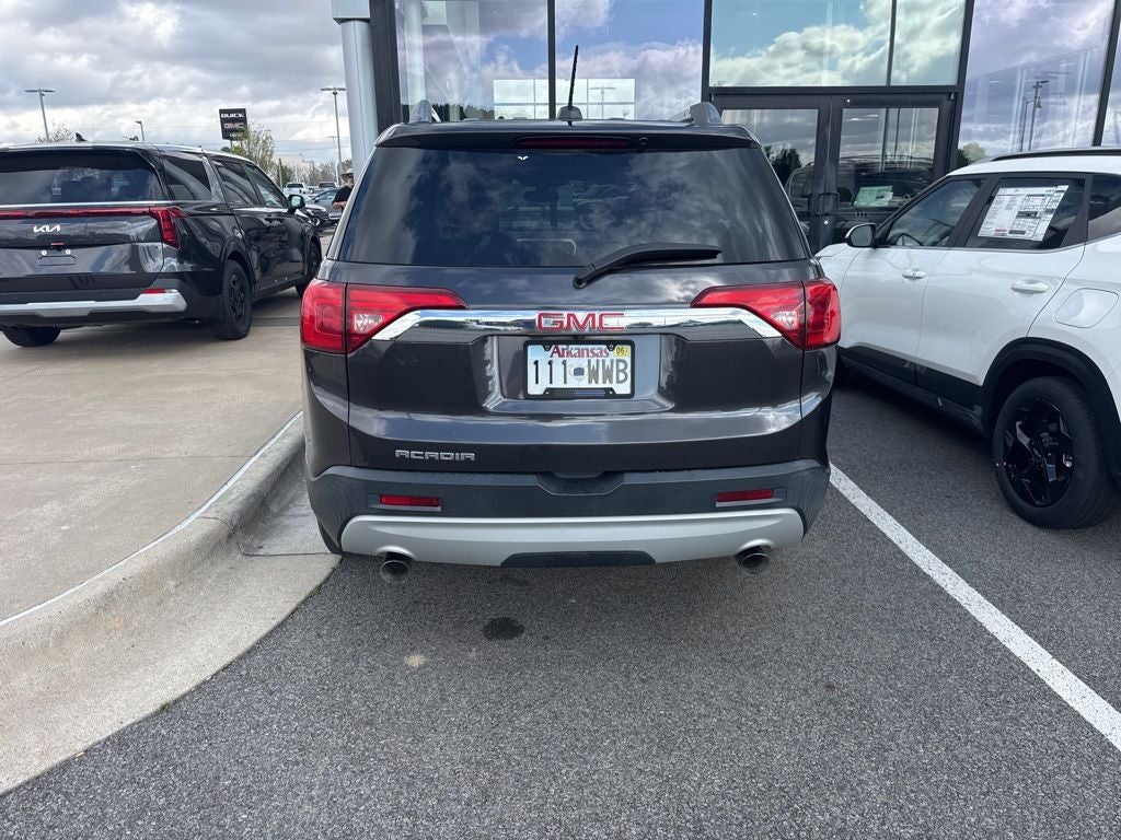 2017 GMC Acadia SLE-2