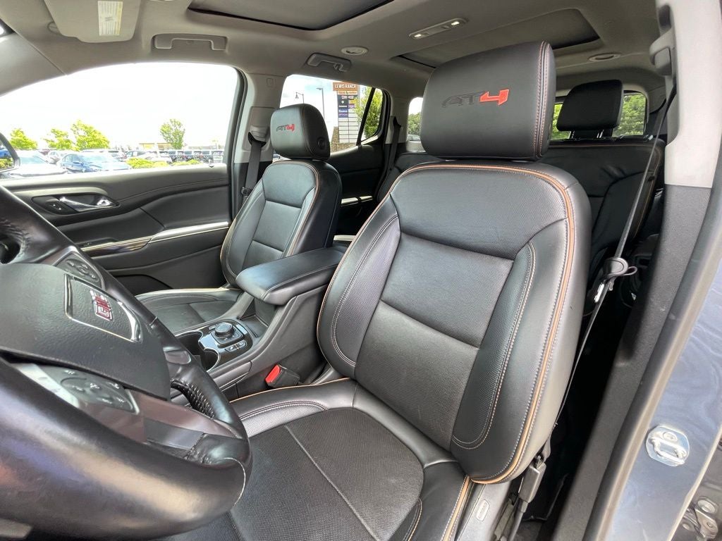 2022 GMC Acadia AT4