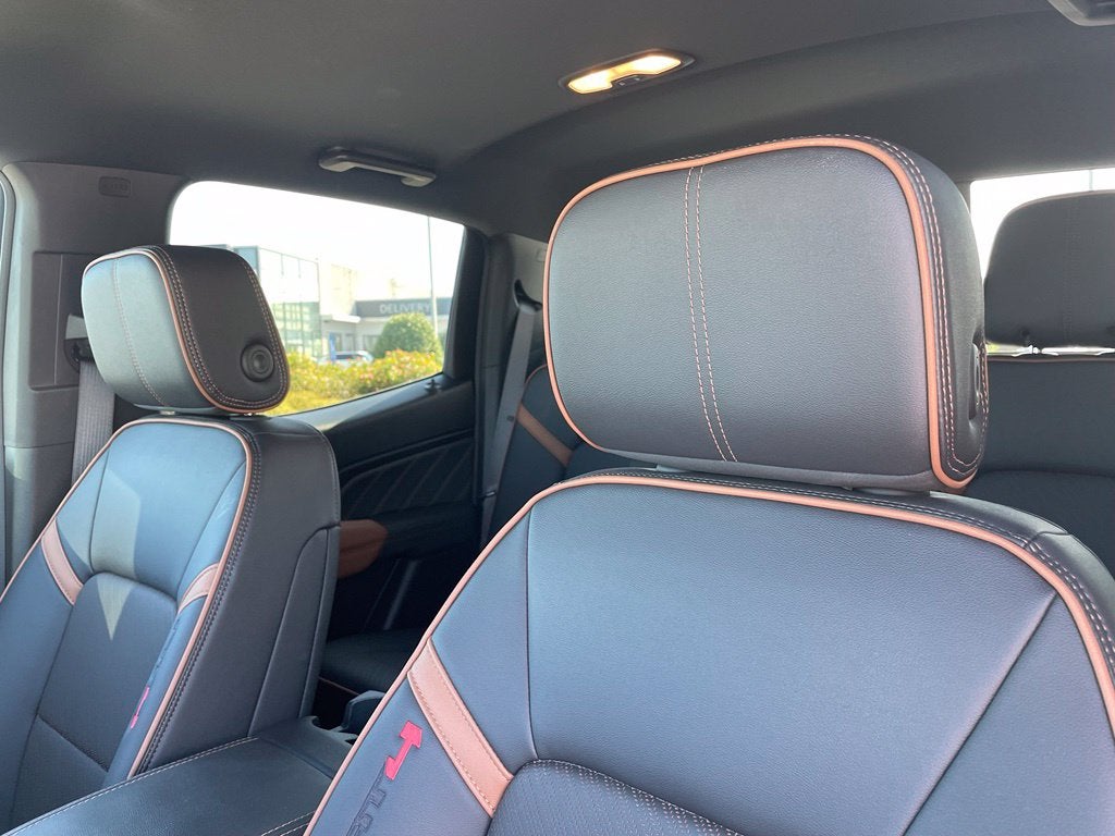 2025 GMC Canyon AT4